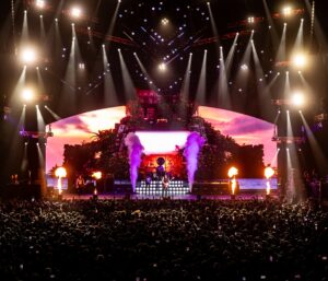 Rata Blanca celebró los 35 años de Magos, Espadas y Rosas en un Movistar Arena repleto